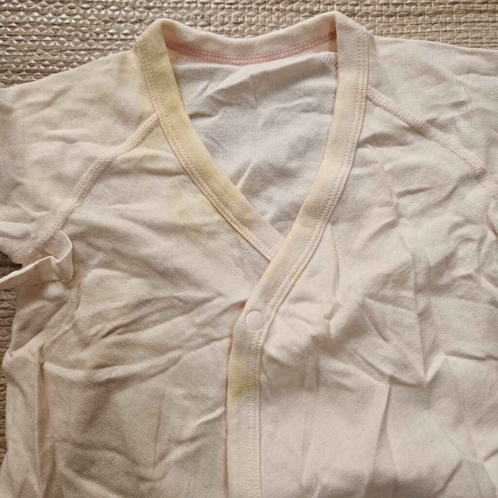 シミを落とす前の肌着